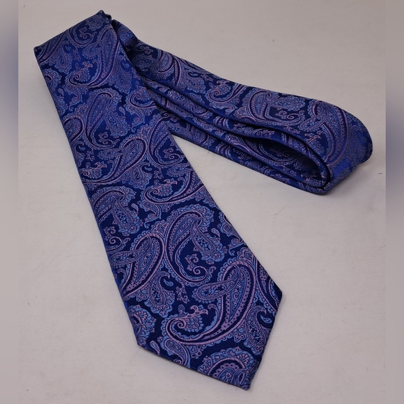 Hugo Boss Men's Tie Paisley Floral Blue 100% Seta Silk HQ Made in Italy 3" x 59" - Picture 1 of 14